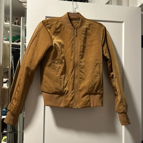 Lululemon brown gold bomber jacket - Picture 3 of 3